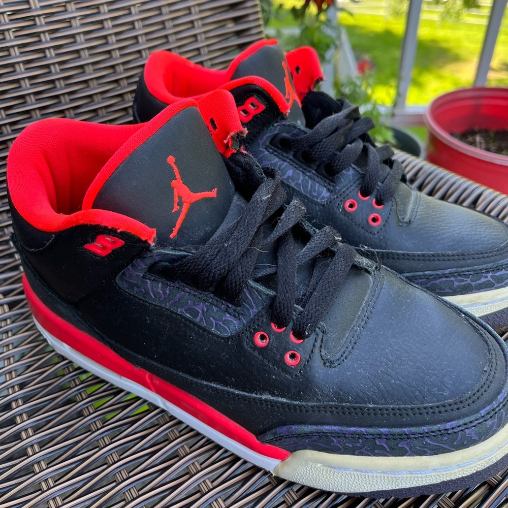 Air Jordan 3- Retro Crimsion